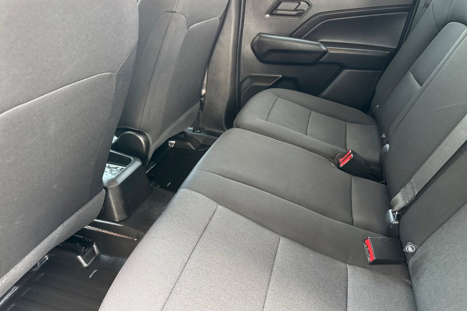 Used 2023 Chevrolet Colorado W/T image 12