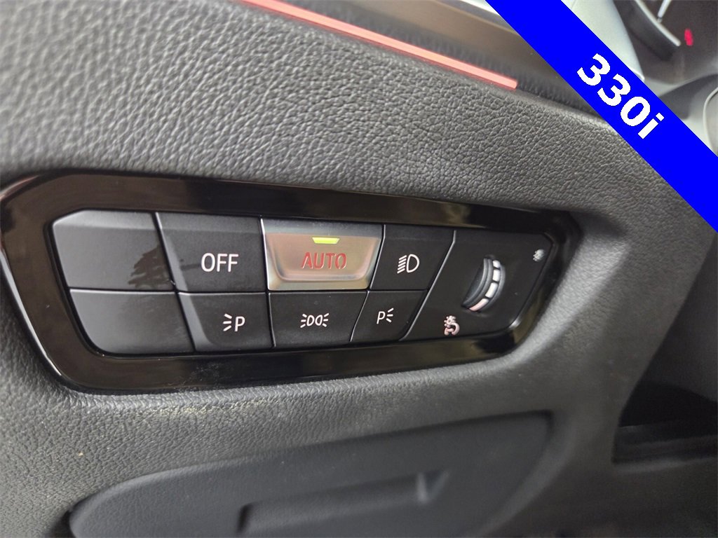 Used 2020 BMW 330i Sedan w/ Convenience Package image 30