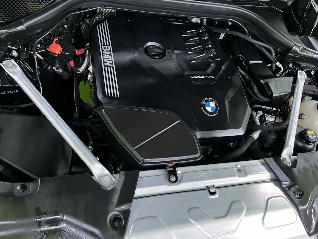 Used 2022 BMW X4 xDrive30i w/ M Sport Package 2 AWD/4WD image 32