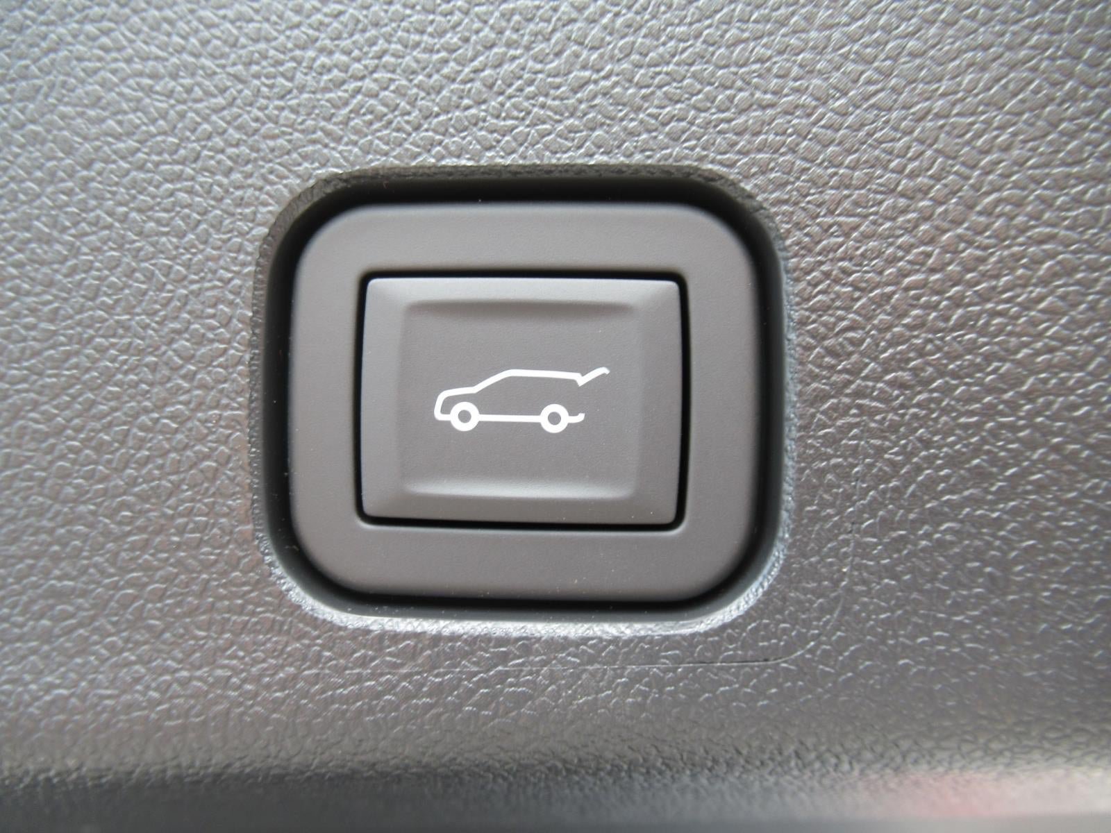 New 2027 Chevrolet Traverse LT FWD image 37