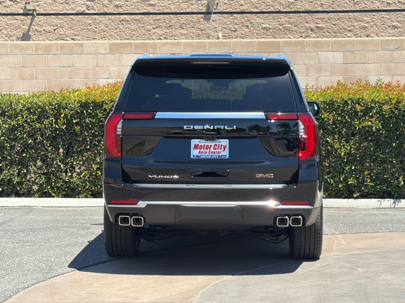 New 2026 GMC Yukon XL Denali w/ Denali Reserve Package AWD/4WD image 5