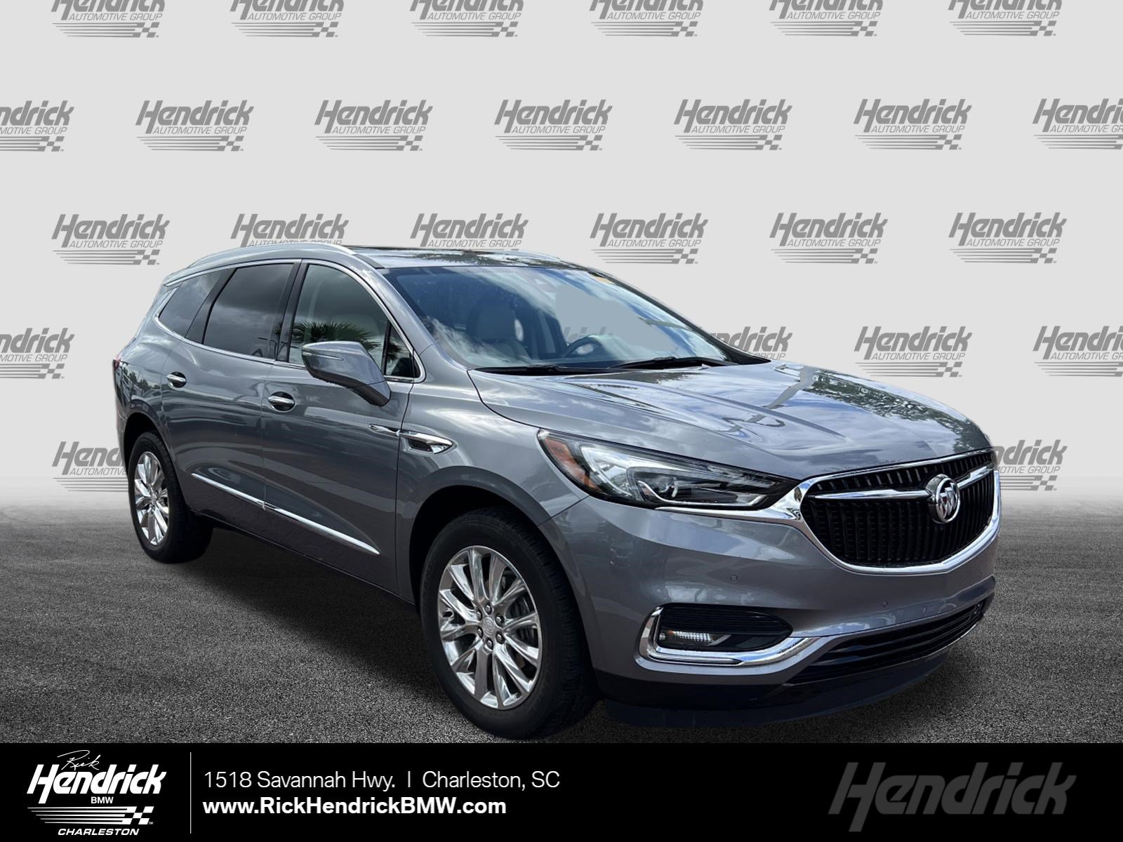 Used 2019 Buick Enclave Premium w/ Experience Buick Package FWD image 1