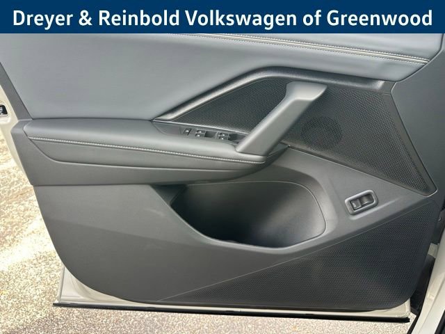 New 2026 Volkswagen Tiguan SEL R-Line image 27