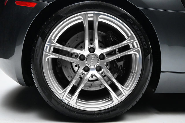 Used 2010 Audi R8 V8 AWD/4WD image 37