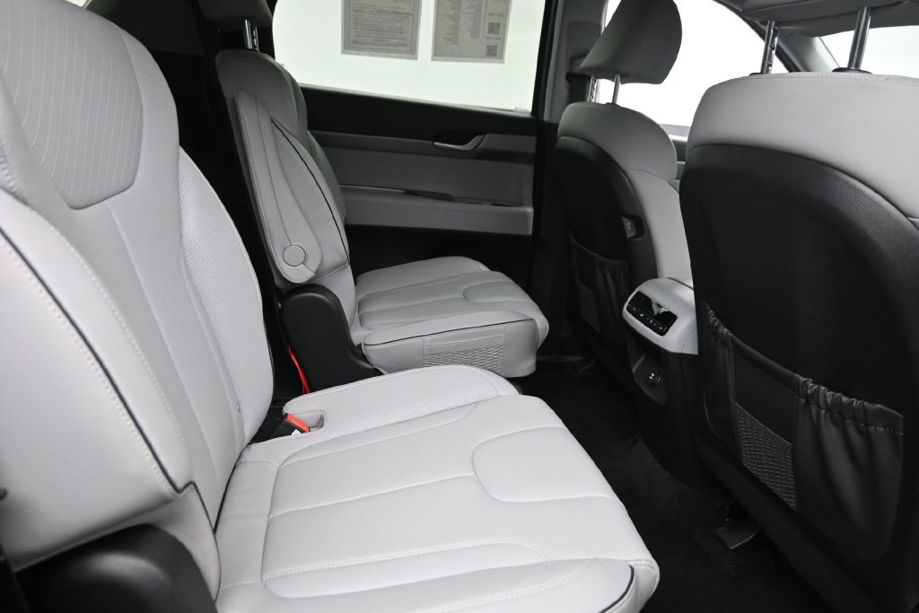 Used 2025 Hyundai Palisade SEL AWD/4WD image 10