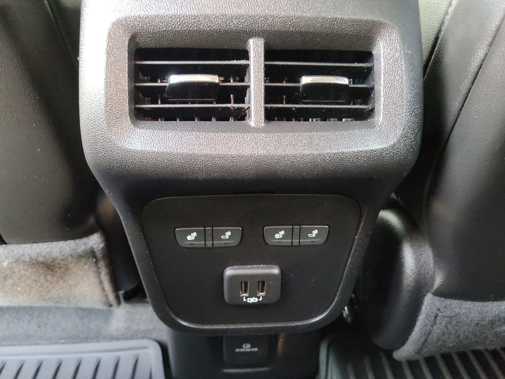 Used 2020 Chevrolet Equinox Premier image 14