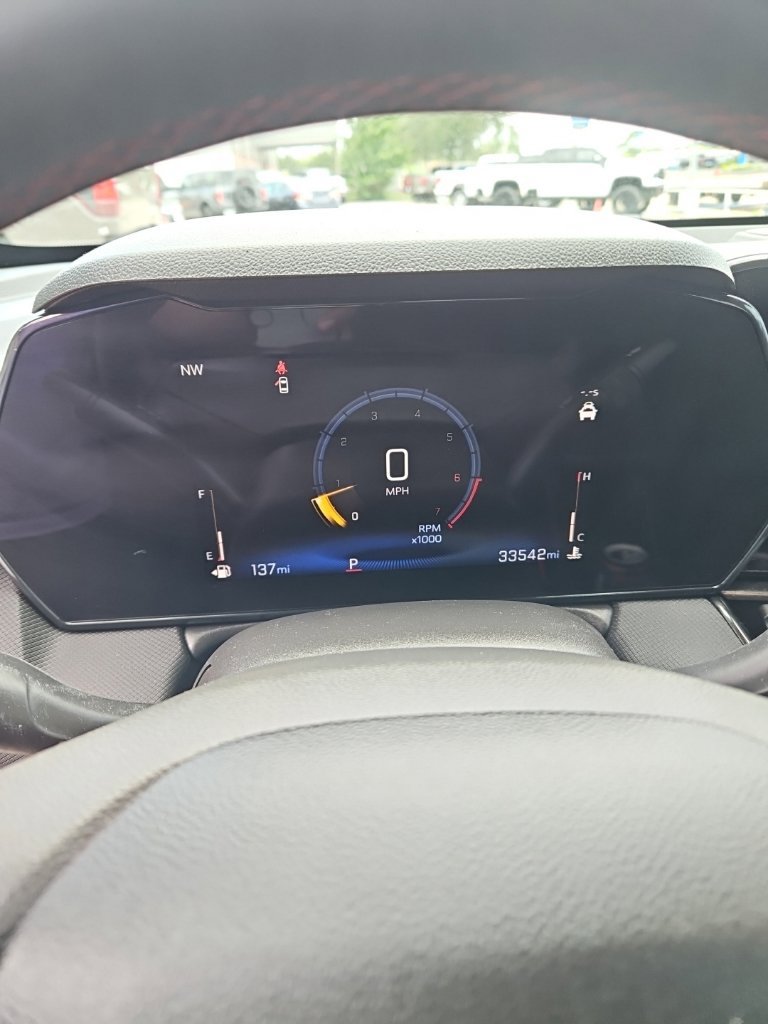 Used 2025 Chevrolet TrailBlazer RS w/ Convenience Package FWD image 14