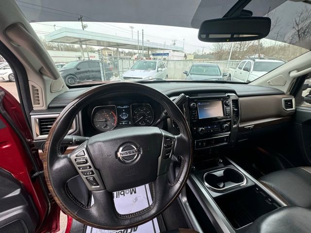 Used 2016 Nissan Titan PRO-4X image 18