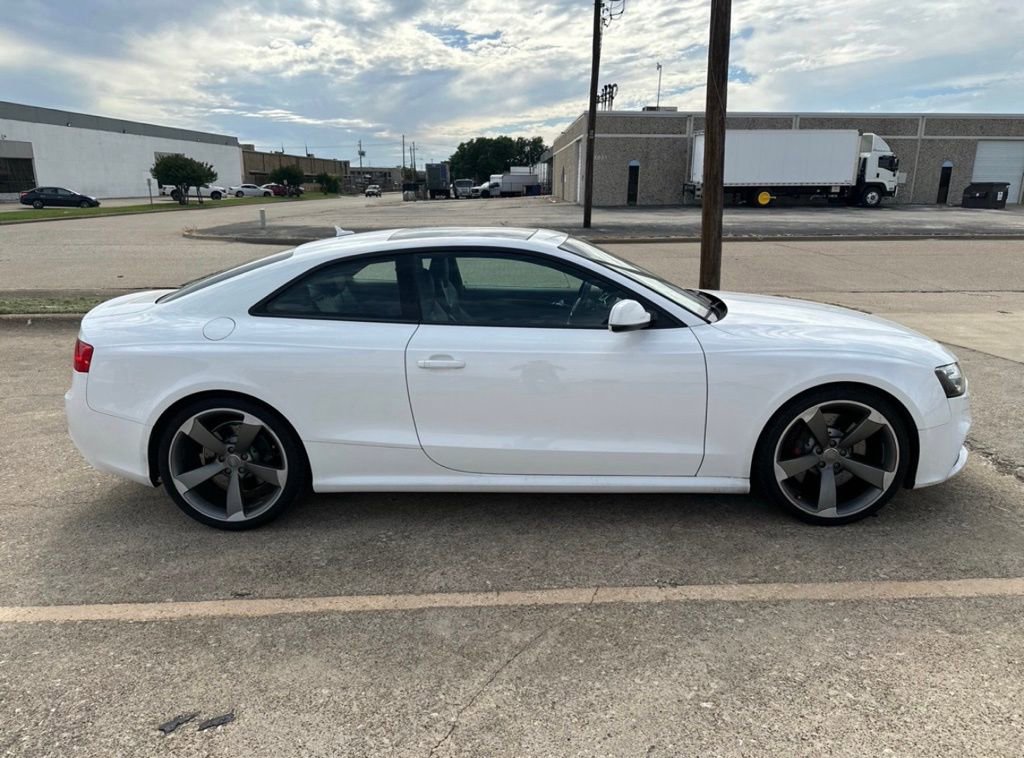 Used 2013 Audi RS 5 Coupe w/ Audi MMI Navigation Plus Pkg AWD/4WD image 3