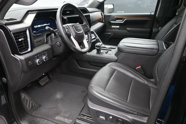 Used 2023 GMC Sierra 1500 Denali AWD/4WD image 9