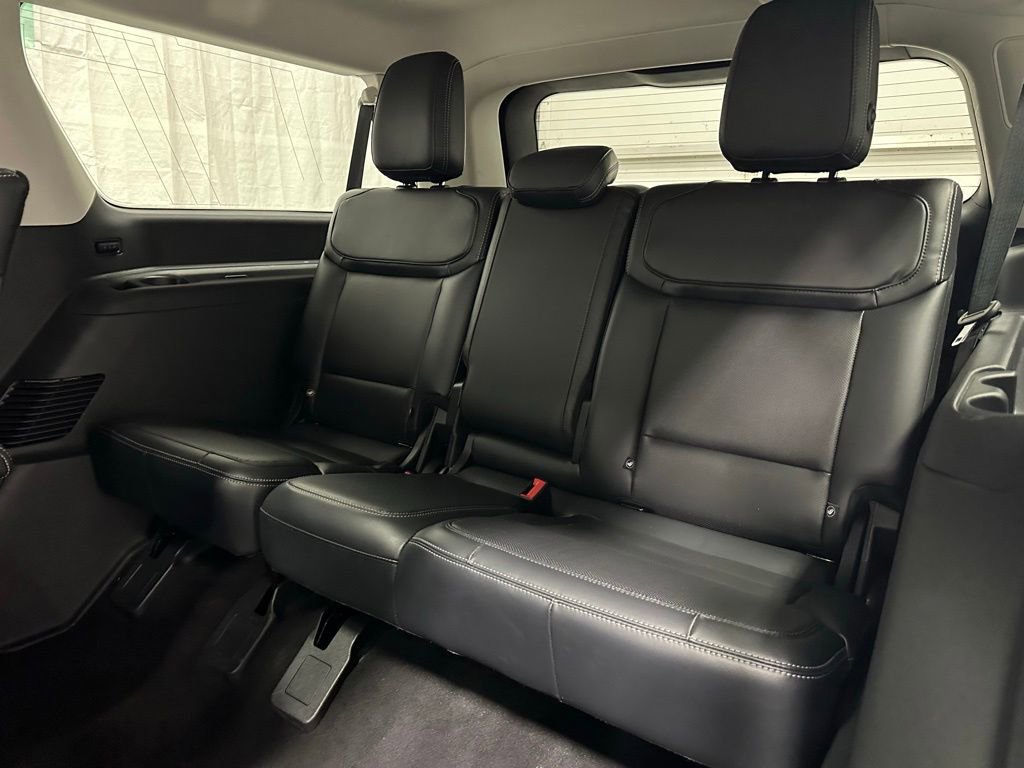 Used 2025 Ford Expedition Max Platinum AWD/4WD image 47
