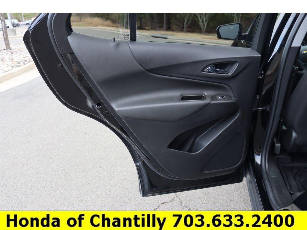 Used 2022 Chevrolet Equinox LT w/ LPO, Floor Liner Package image 22