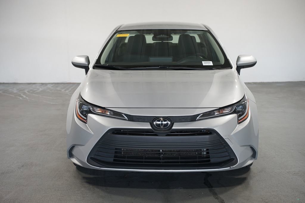 Certified 2023 Toyota Corolla LE image 2