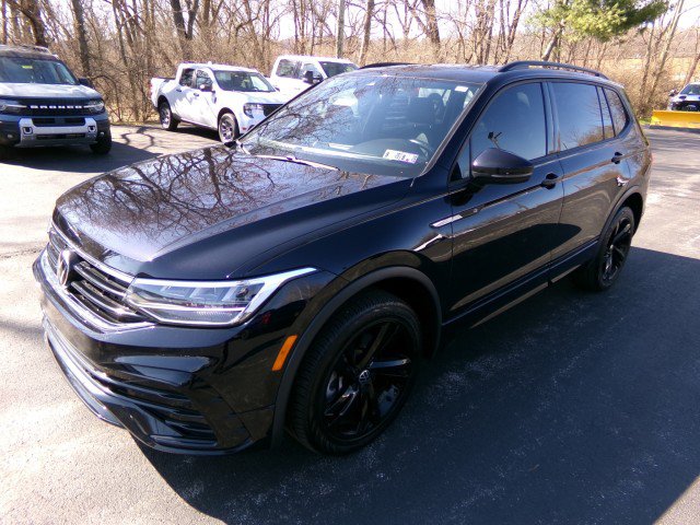 Used 2023 Volkswagen Tiguan SE R-Line image 5