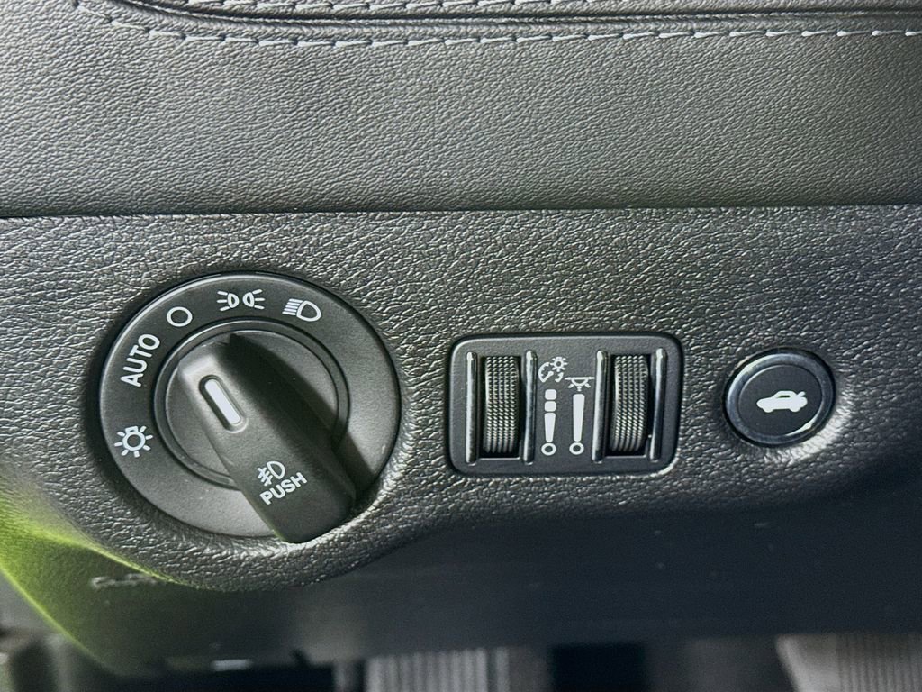 Used 2023 Dodge Charger SXT w/ Plus Group image 20