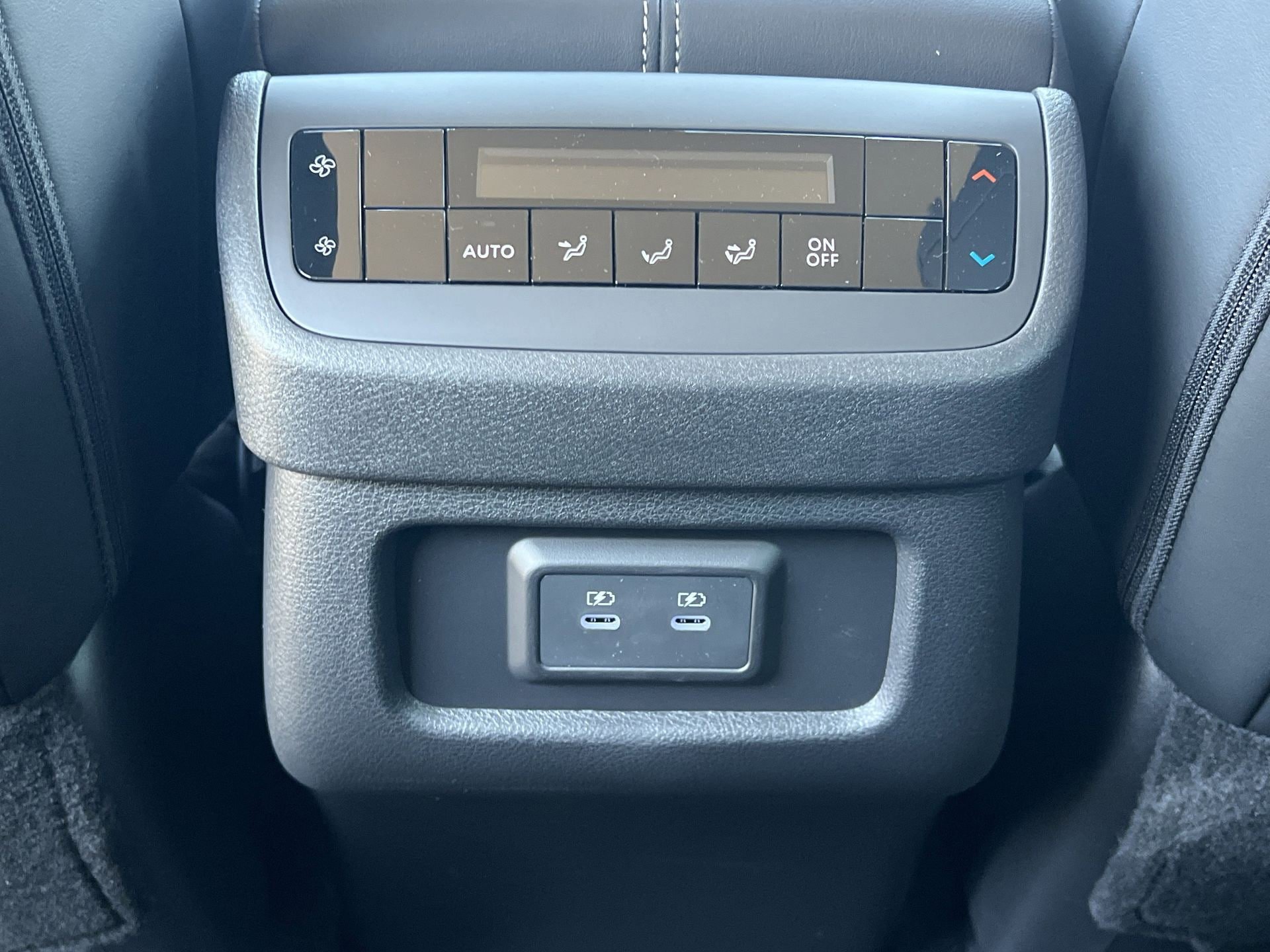 New 2026 Nissan Pathfinder SL FWD image 19
