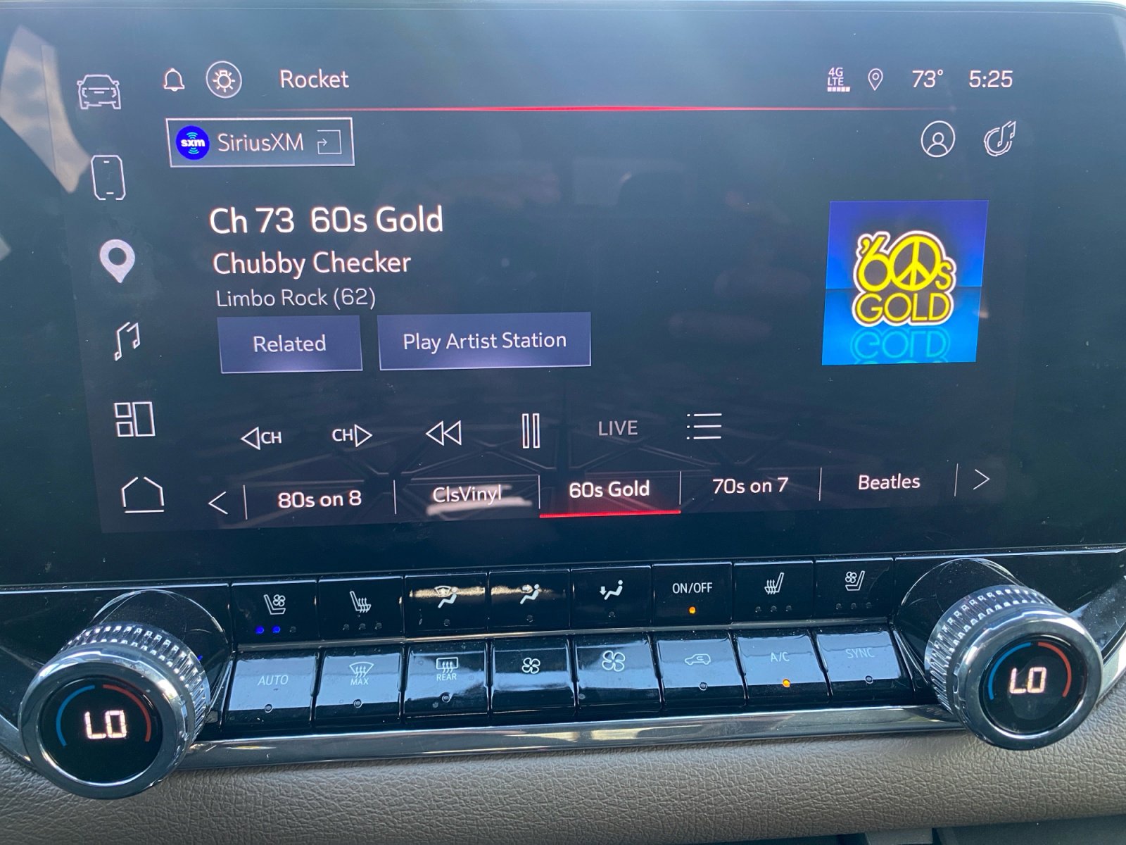 Used 2023 GMC Canyon Denali image 16