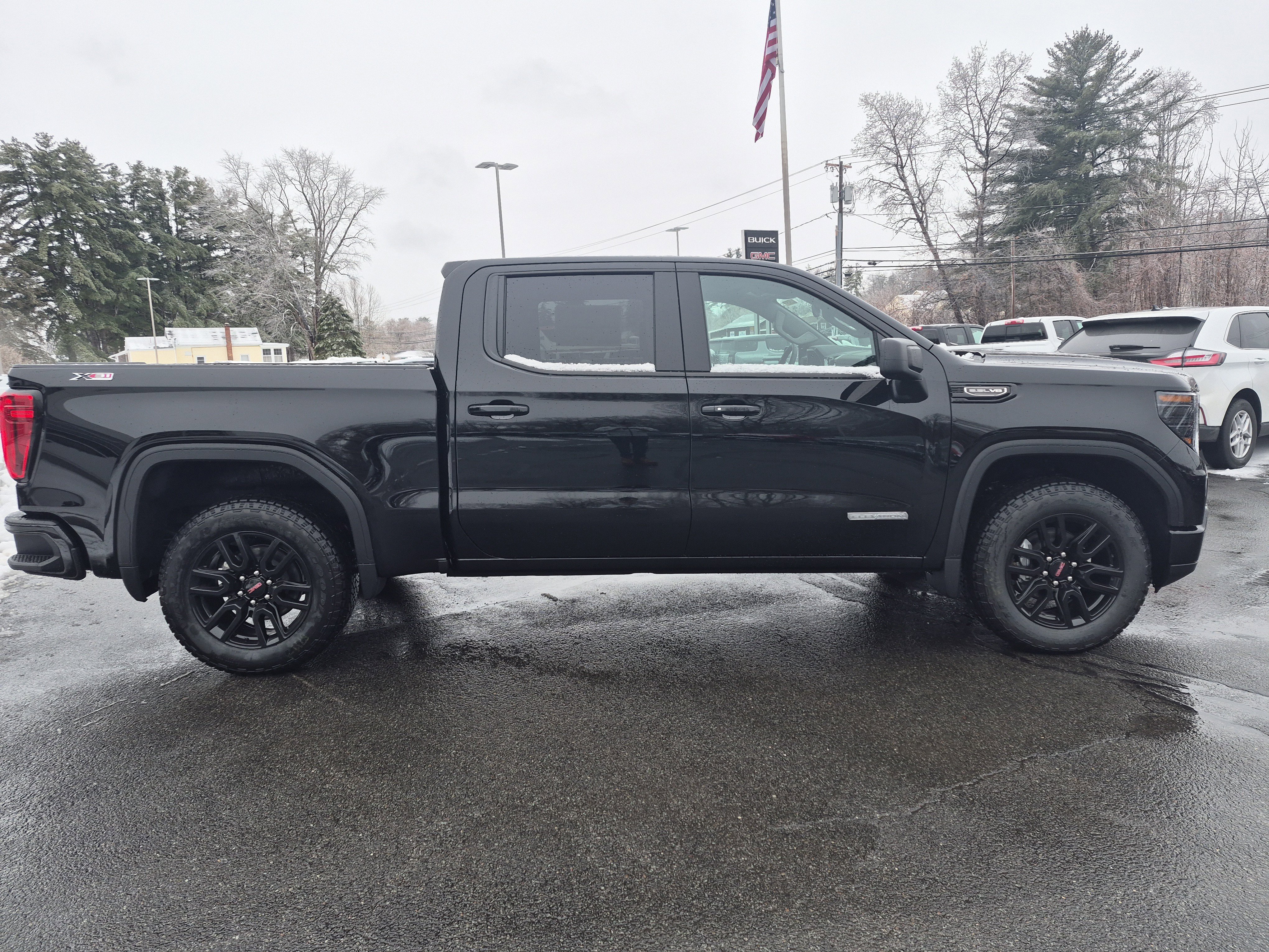 Used 2026 GMC Sierra 1500 Elevation w/ Preferred Package image 6