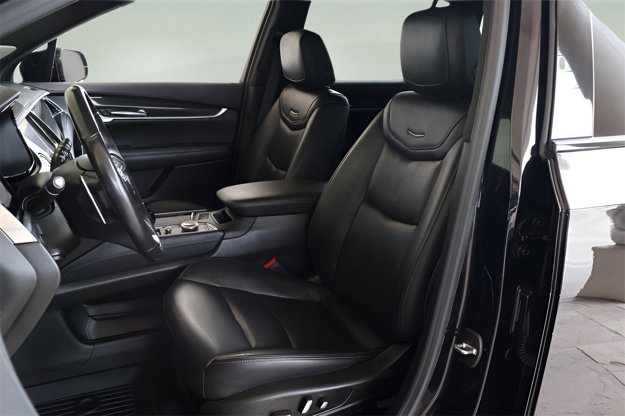 Certified 2023 Cadillac XT6 Sport image 10