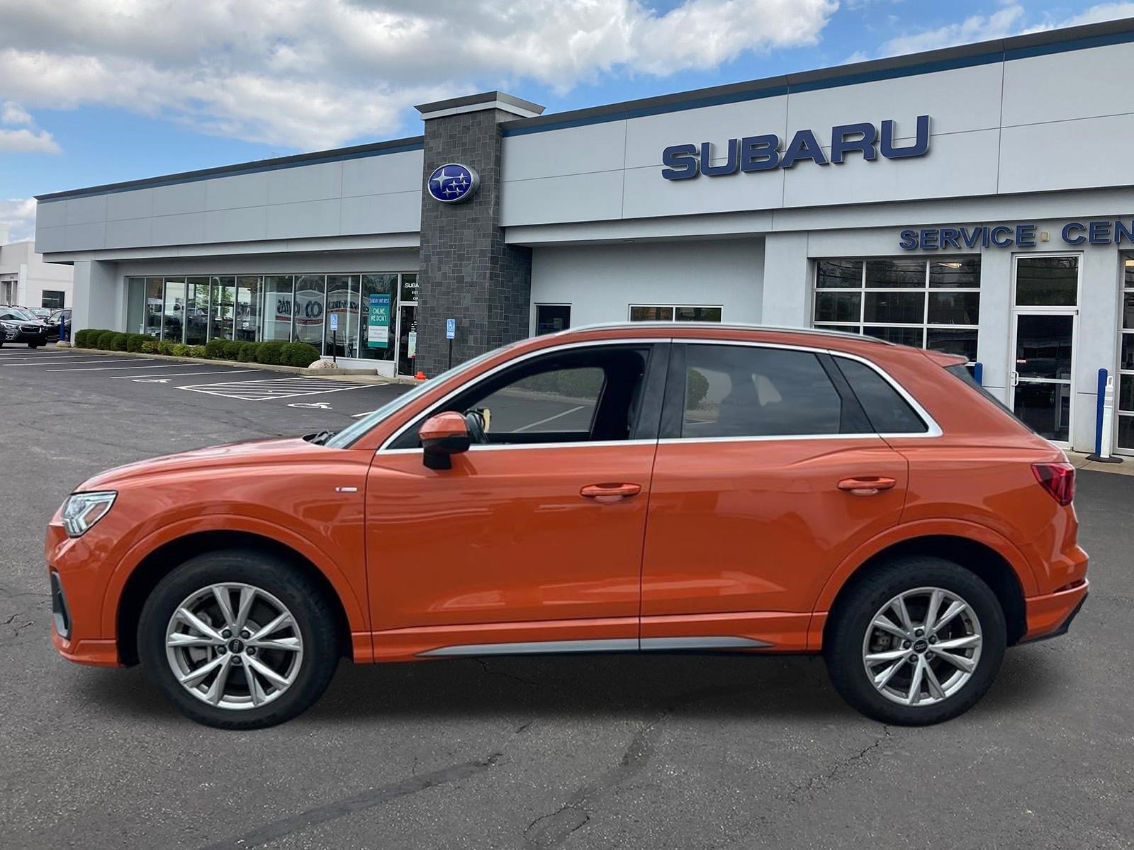 Used 2023 Audi Q3 2.0T Premium AWD/4WD image 4