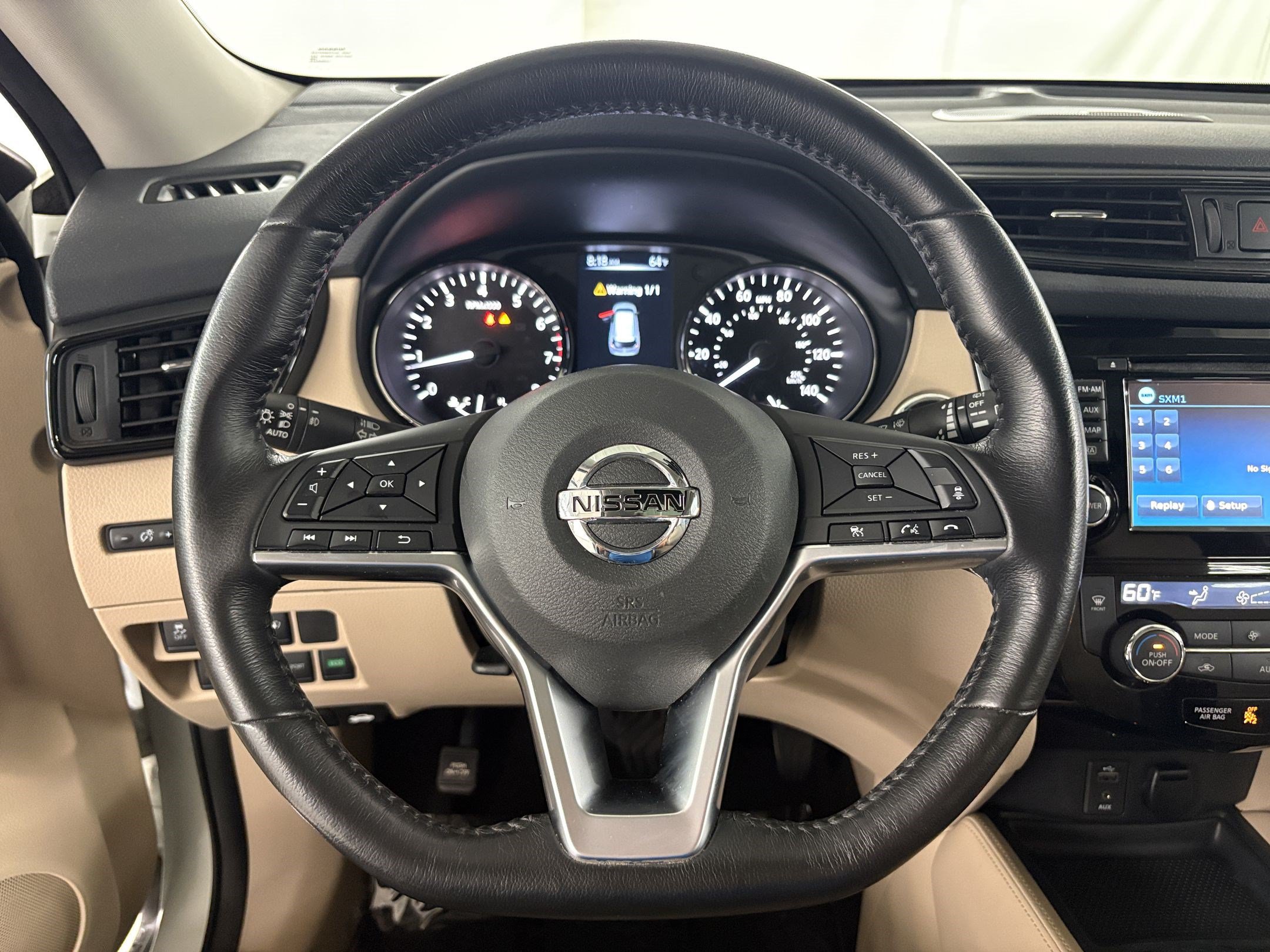 Used 2017 Nissan Rogue SL w/ SL Premium Package FWD image 11
