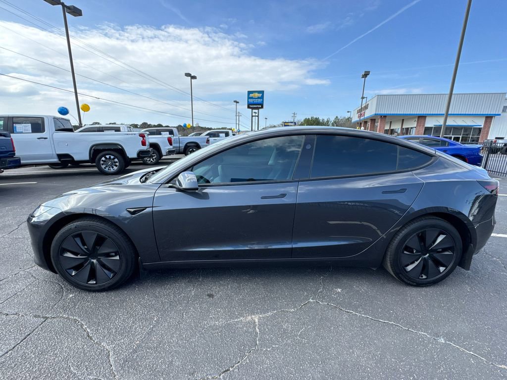 Used 2025 Tesla Model 3 Long Range image 9