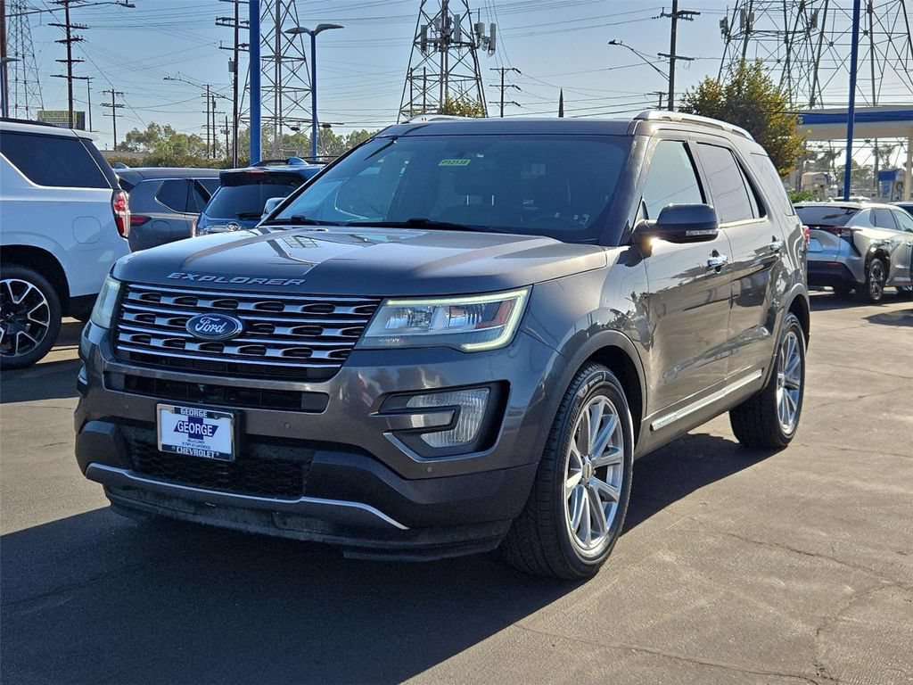 Used 2017 Ford Explorer Limited AWD/4WD image 34