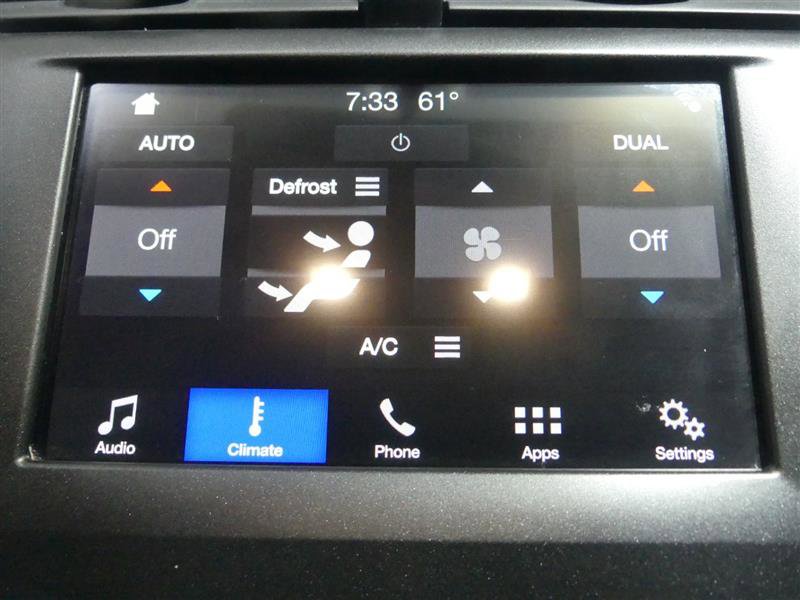 Used 2017 Ford Fusion SE w/ Fusion SE Technology Package image 41