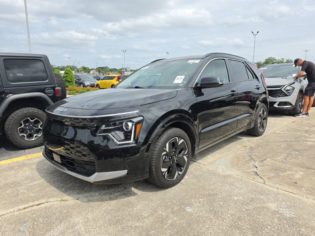 Used 2023 Kia Niro Wind FWD image 8
