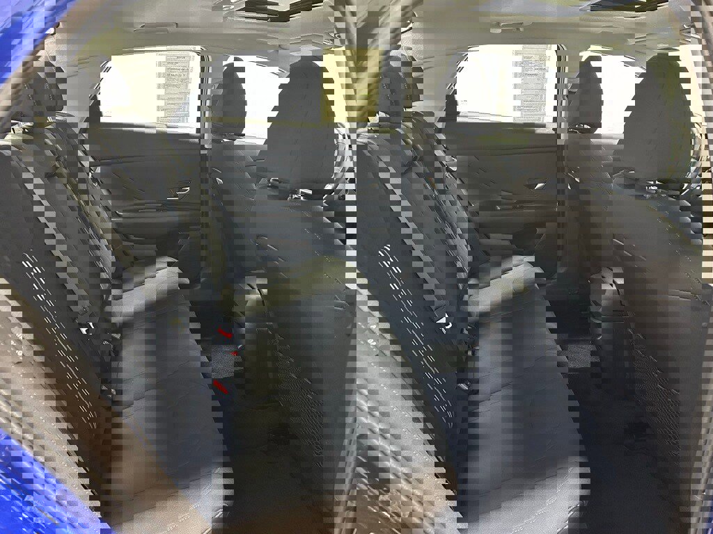 Used 2025 Hyundai Elantra SEL w/ Cargo Package image 52