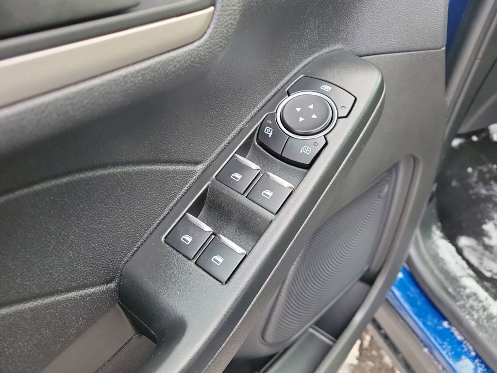 Certified 2022 Ford Escape SE w/ Convenience Package AWD/4WD image 17