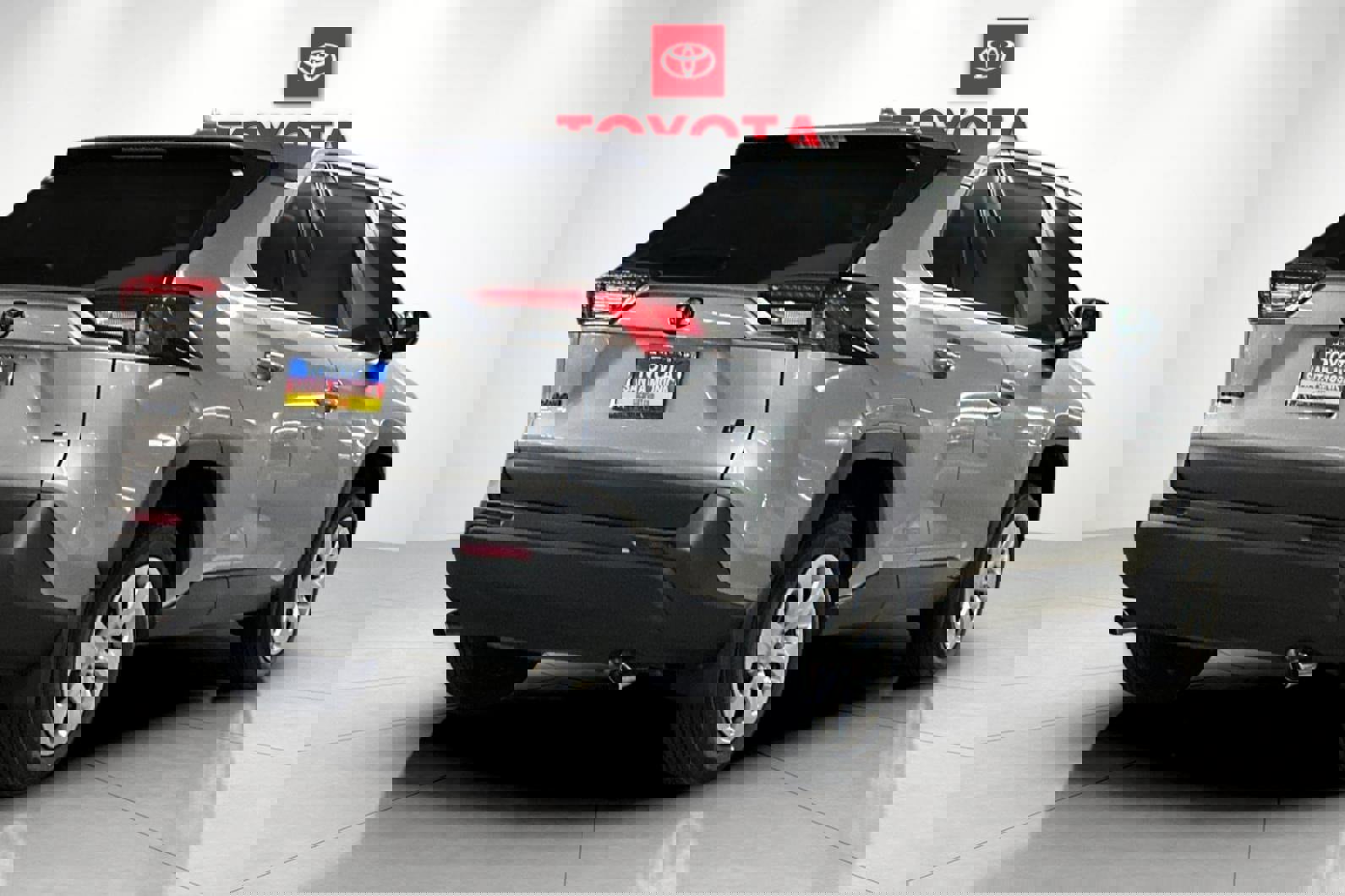 New 2025 Toyota RAV4 LE image 3