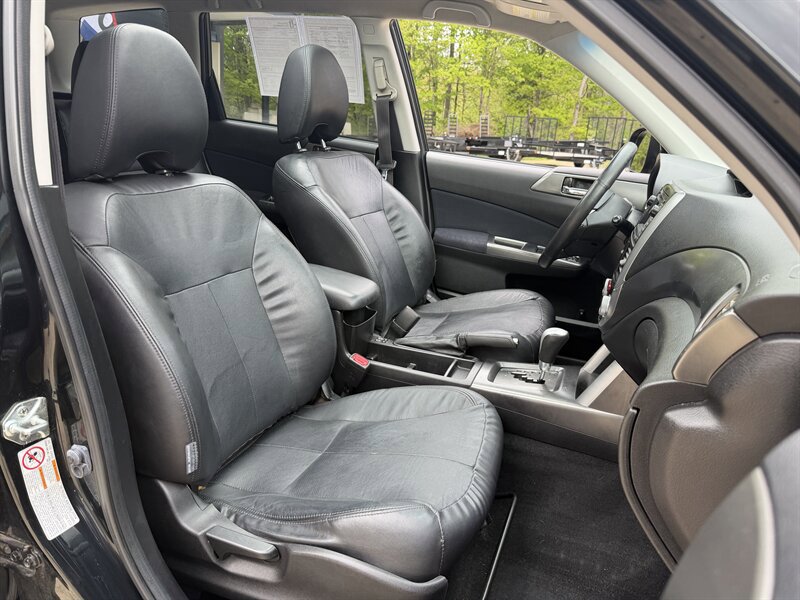 Used 2011 Subaru Forester 2.5XT Touring AWD/4WD image 19