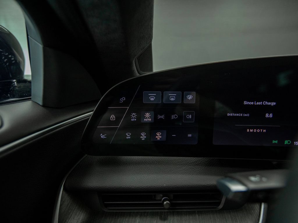 Used 2024 Lucid Air Touring AWD/4WD image 19