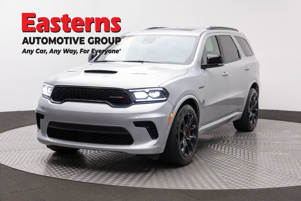 Used 2024 Dodge Durango R/T w/ Tow 'N Go Package AWD/4WD image 1