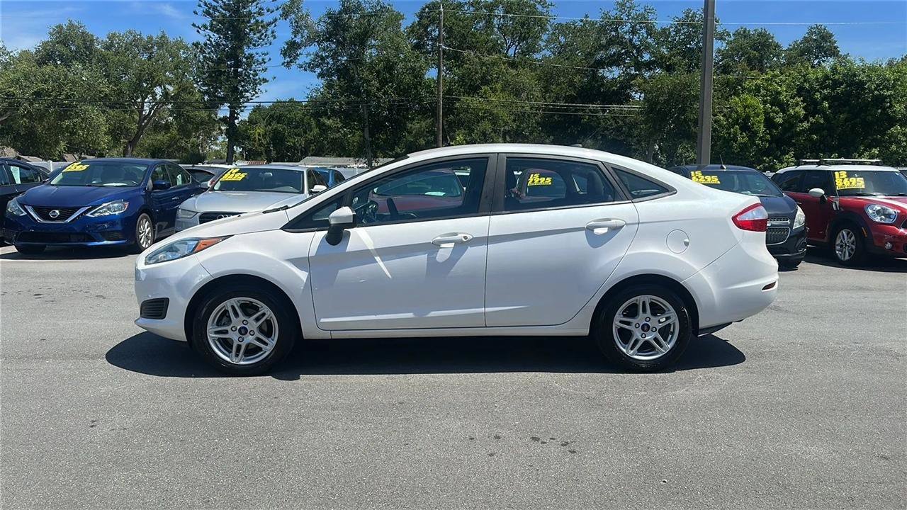 Used 2017 Ford Fiesta SE FWD image 12