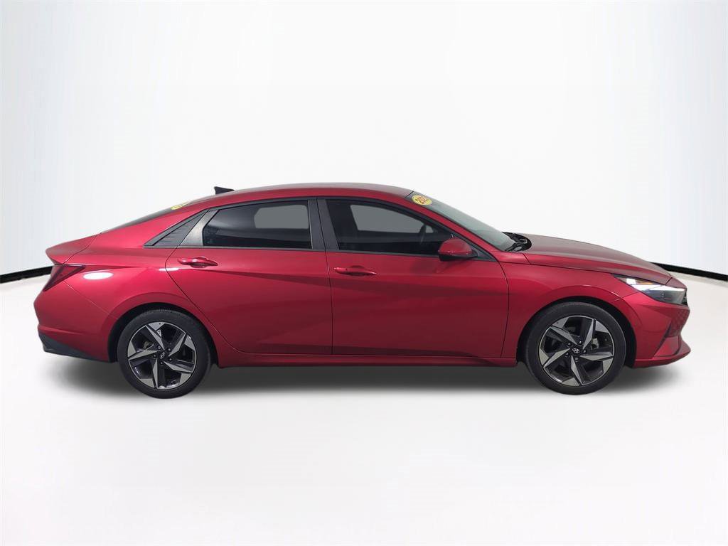 Certified 2023 Hyundai Elantra SEL w/ Convenience Package image 4