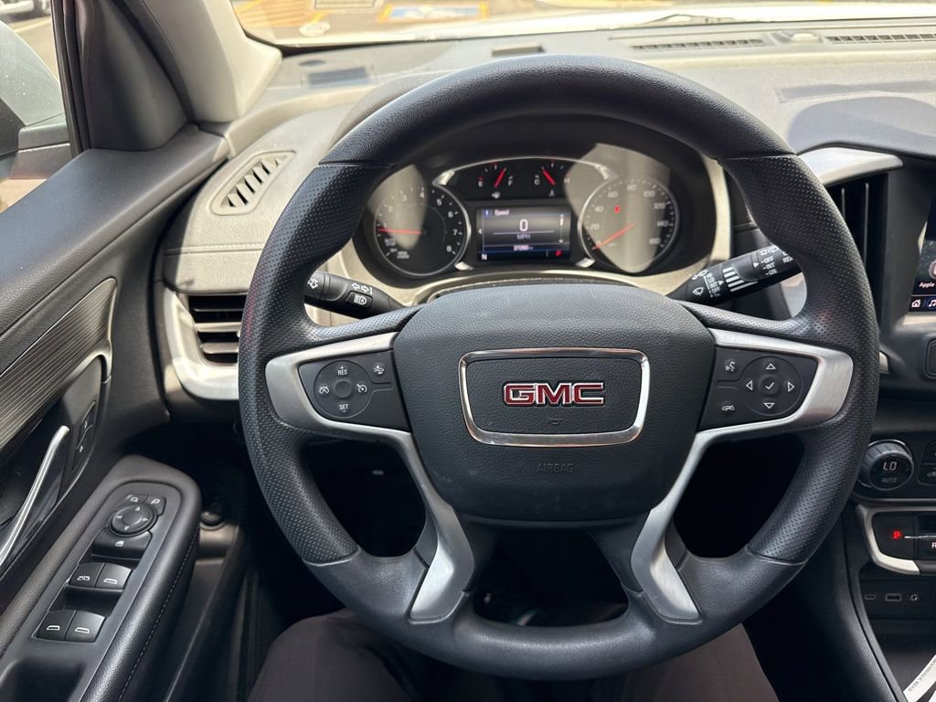 Used 2022 GMC Terrain SLE w/ Driver Convenience Package FWD image 9