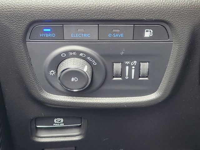 Used 2022 Jeep Grand Cherokee Summit w/ Luxury Tech Group V AWD/4WD image 18