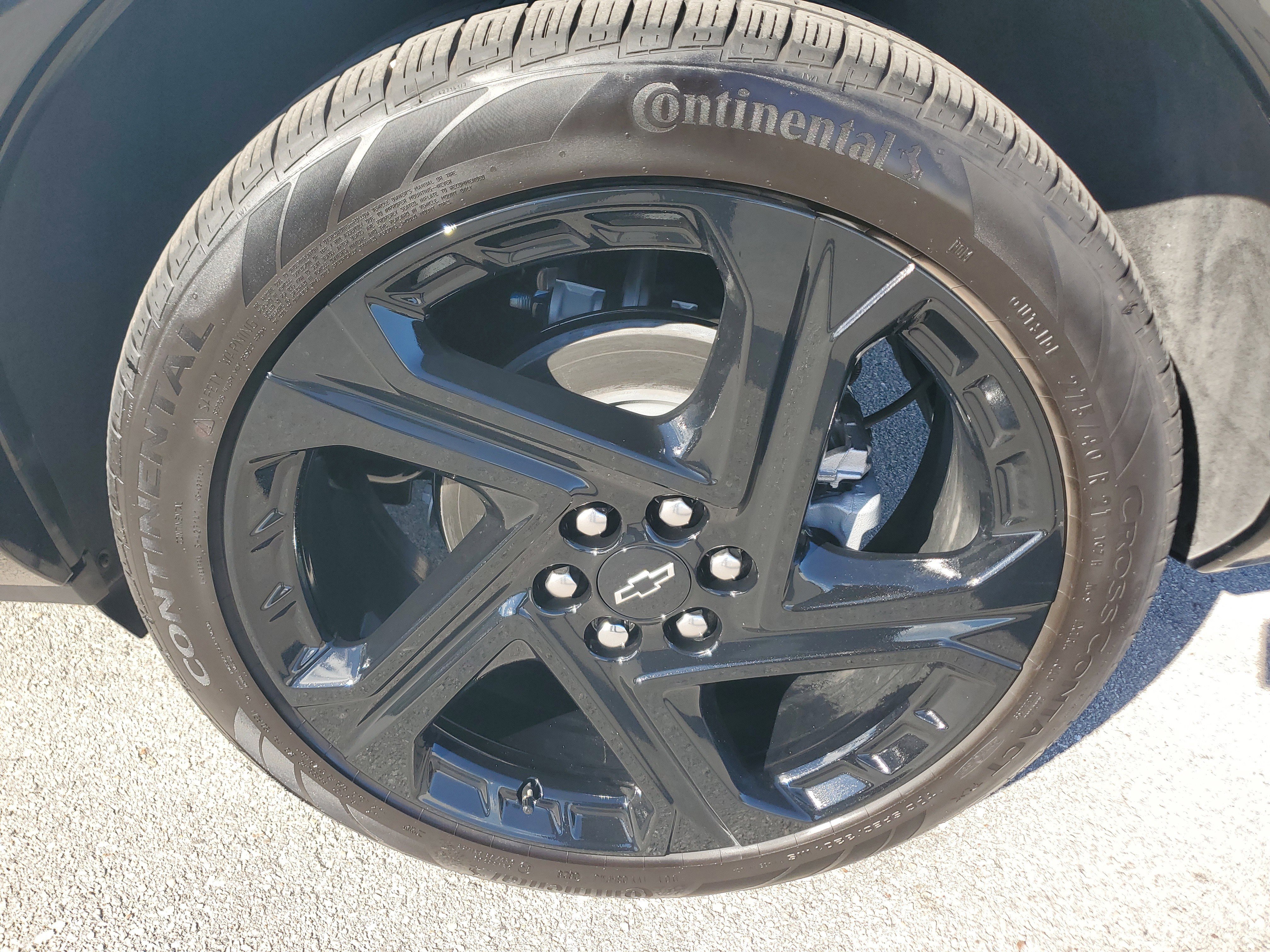 Used 2025 Chevrolet Equinox EV RS image 27