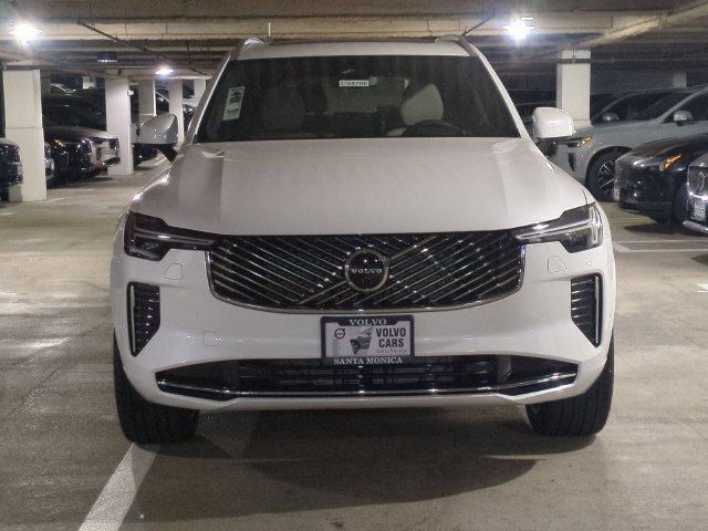 New 2026 Volvo XC90 B6 Ultra w/ Protection Package AWD/4WD image 8