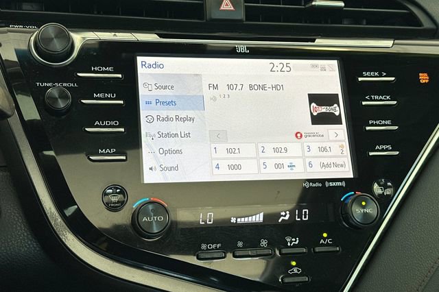 Used 2018 Toyota Camry XLE w/ Driver Assist Package FWD image 19