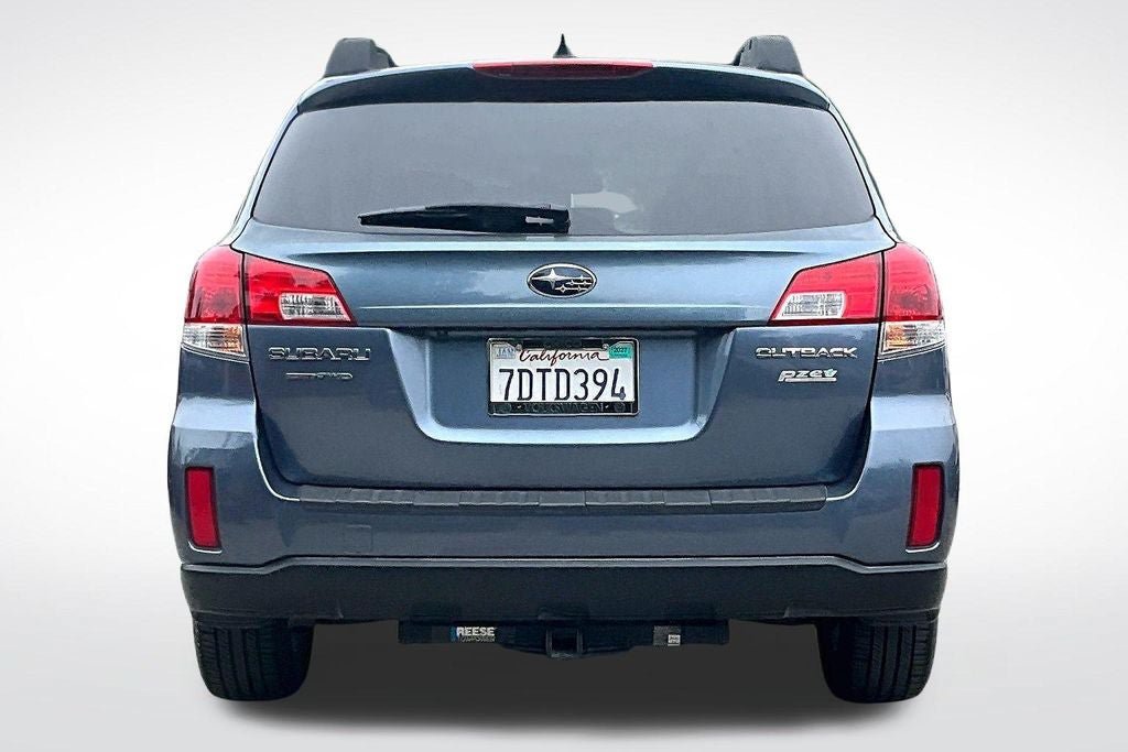 Used 2014 Subaru Outback 2.5i Premium w/ Moonroof Package AWD/4WD image 3