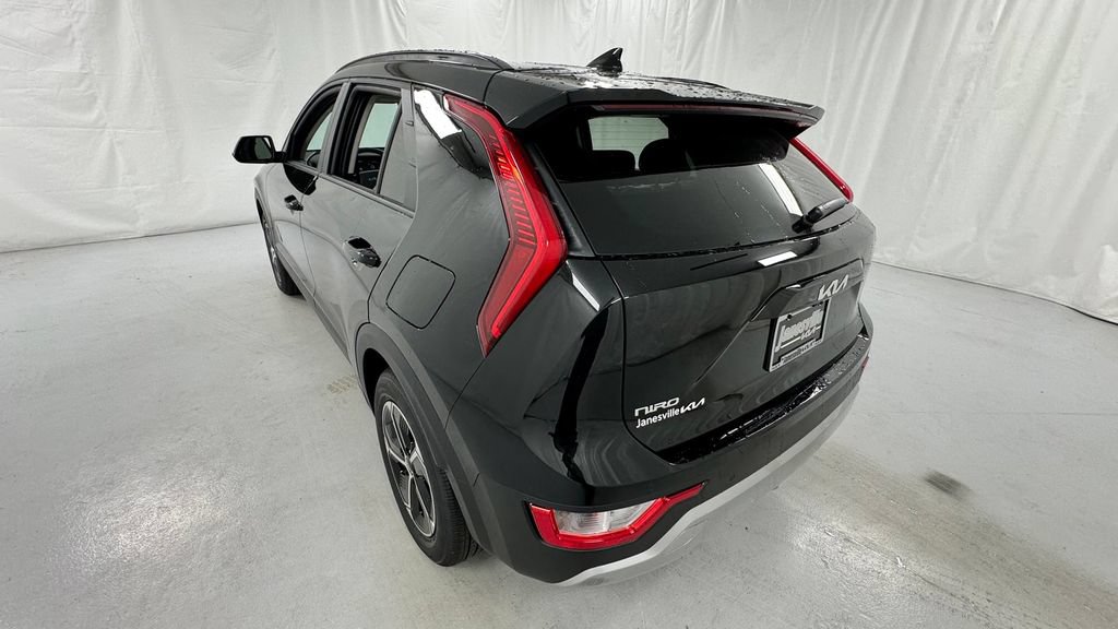 New 2026 Kia Niro EX FWD image 5