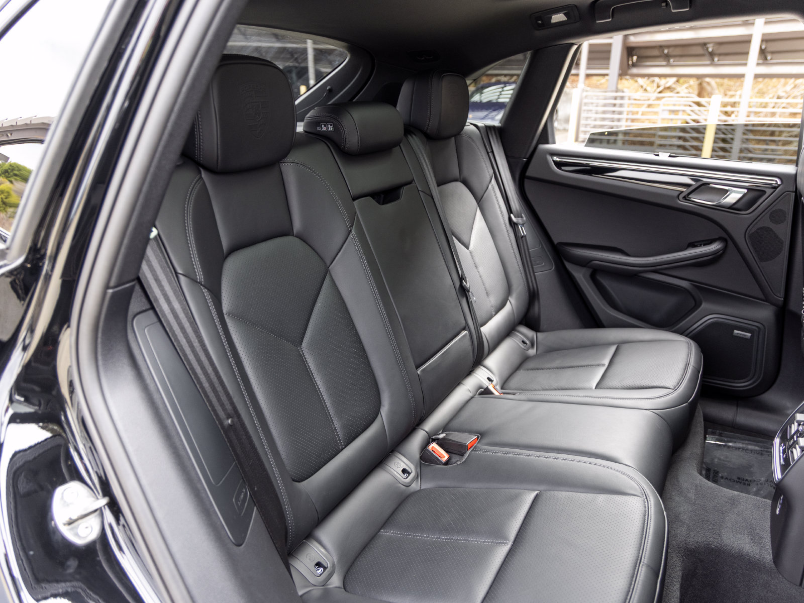 Used 2026 Porsche Macan AWD/4WD image 61