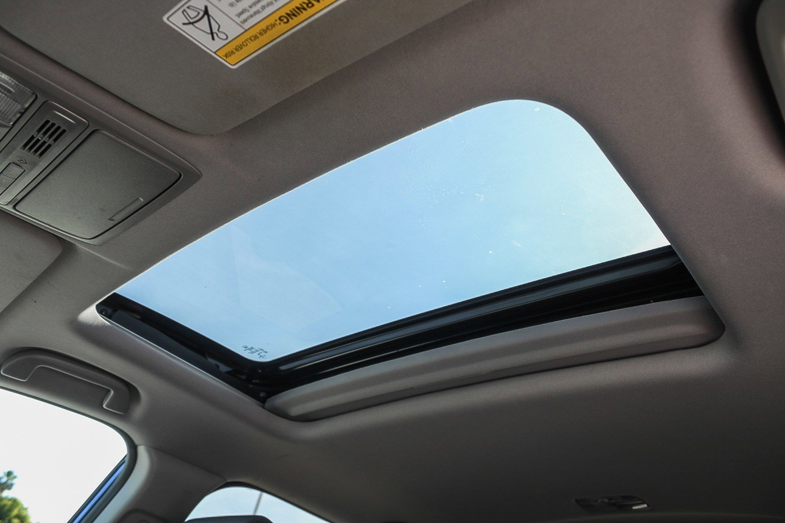 Used 2021 Honda CR-V Touring image 27