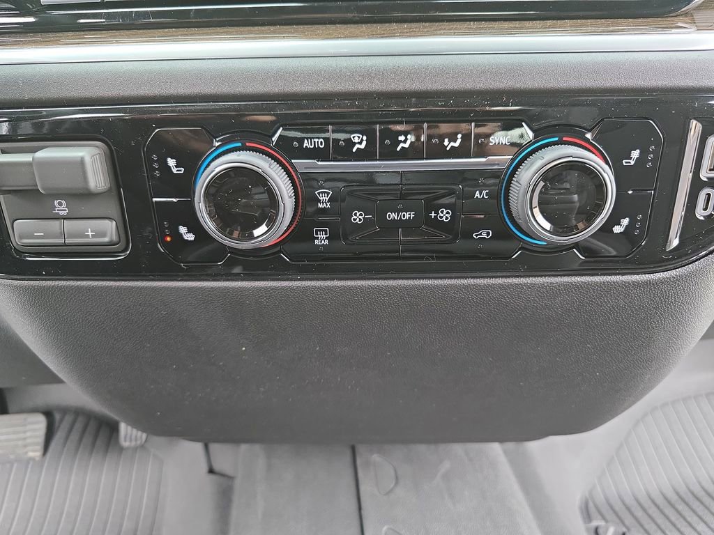 New 2026 Chevrolet Silverado 1500 LT w/ Z71 Off-Road Package image 23