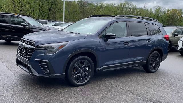 Used 2023 Subaru Ascent Onyx Edition AWD/4WD image 4