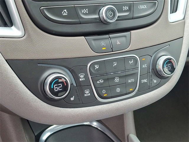 Used 2024 Chevrolet Malibu LT image 16