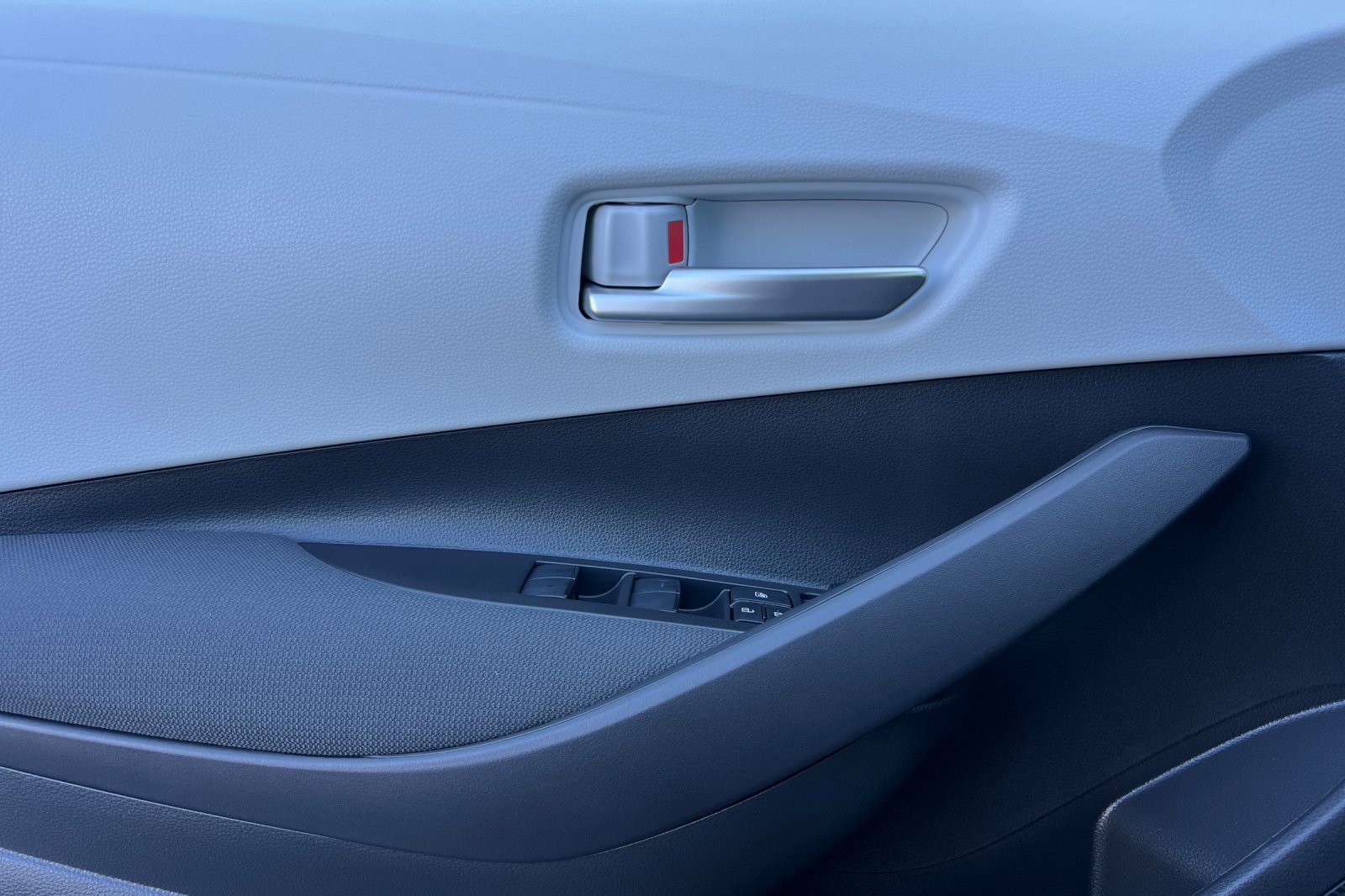 New 2026 Toyota Corolla SE image 13